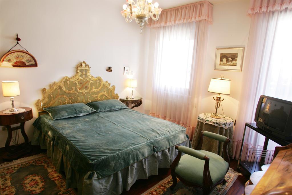 B&B Il Glicine Fiorito Lido di Venezia Exterior photo