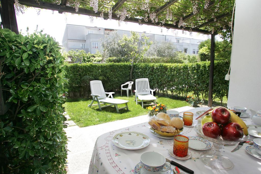B&B Il Glicine Fiorito Lido di Venezia Exterior photo